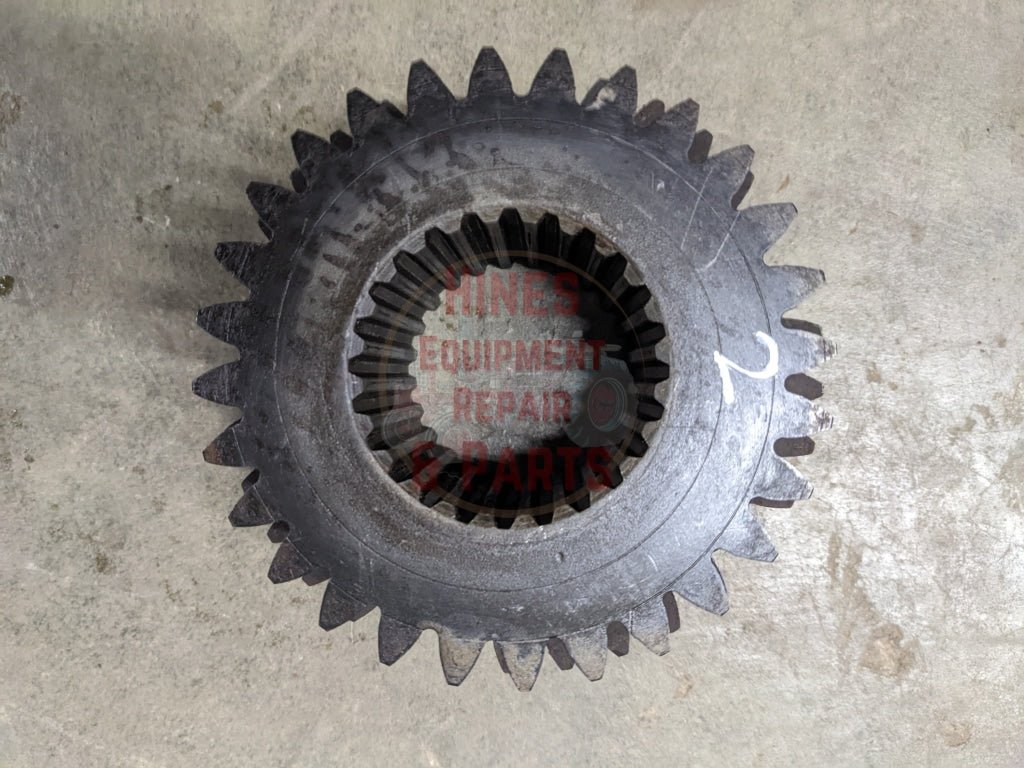 Lo Drive Gear IH International 380279R1 391883R1 USED - Hines Equipment Repair & Parts