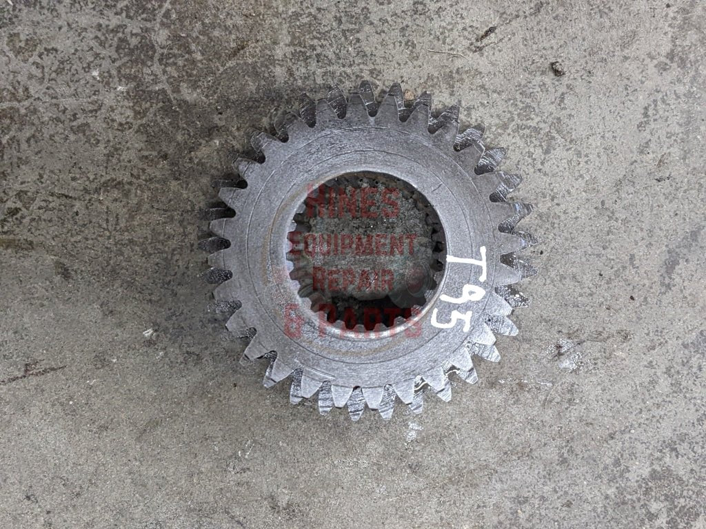 Lo Drive Gear IH International 380279R1 391883R1 USED - Hines Equipment Repair & Parts
