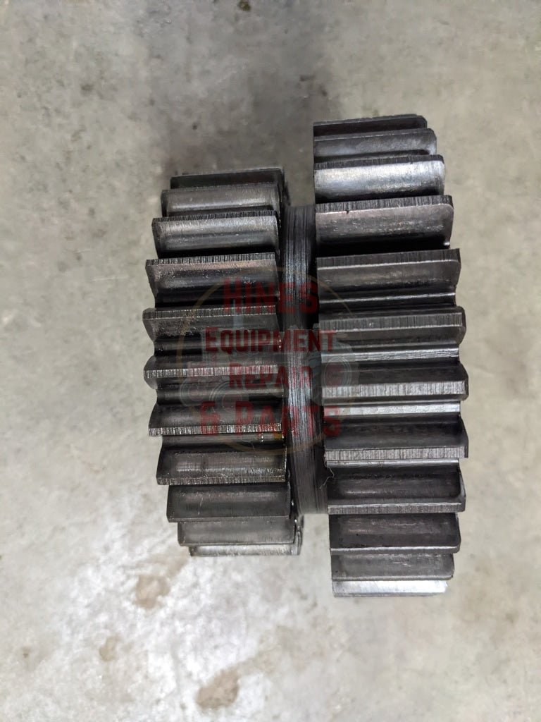 Lo Drive Gear IH International 380279R1 391883R1 USED - Hines Equipment Repair & Parts