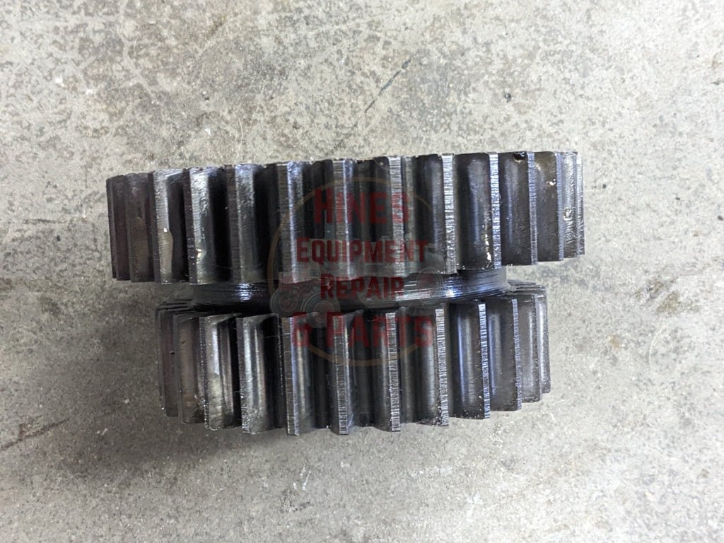 Lo Drive Gear IH International 380279R1 391883R1 USED - Hines Equipment Repair & Parts