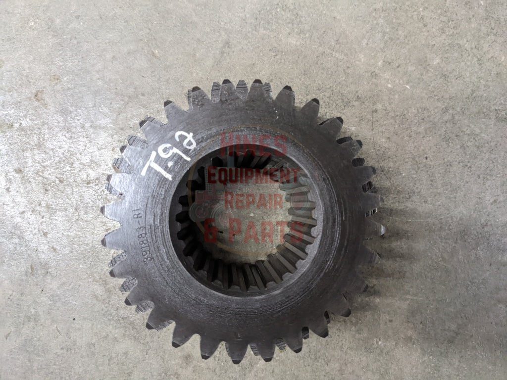 Lo Drive Gear IH International 380279R1 391883R1 USED - Hines Equipment Repair & Parts