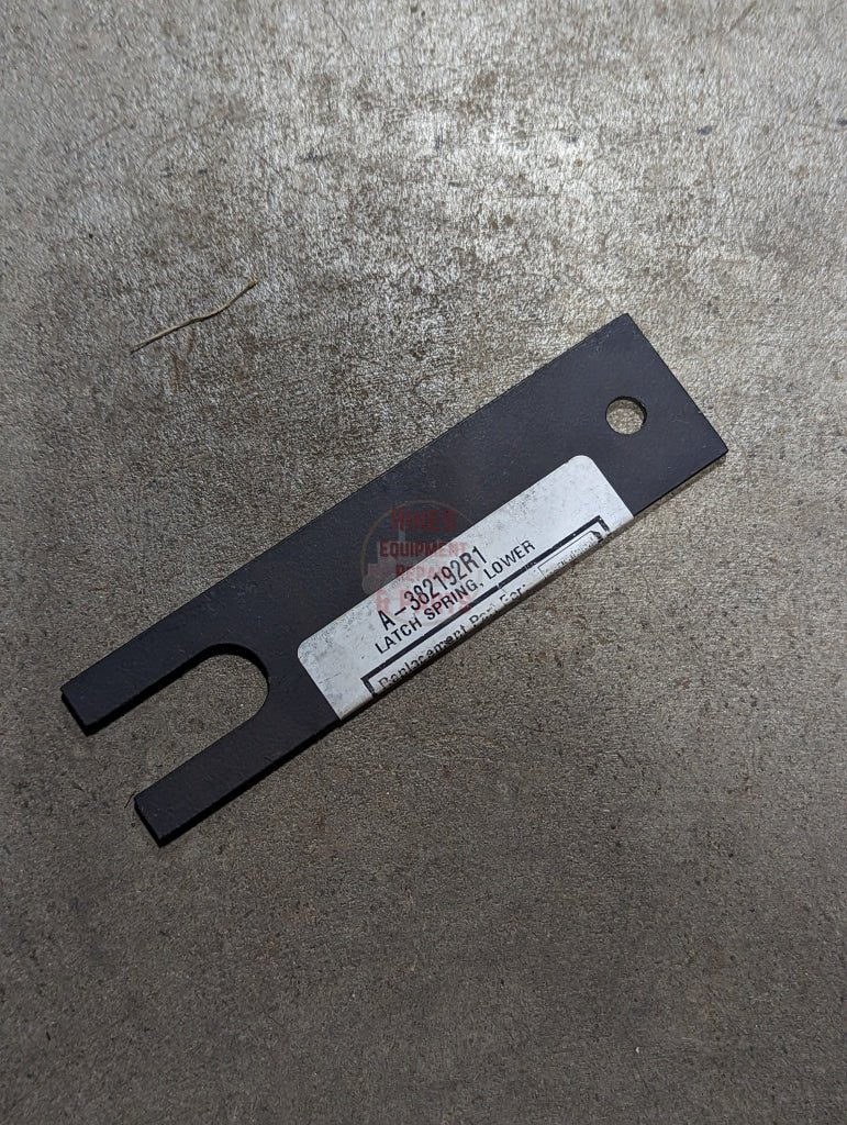 Lower Latch Spring Ih International 382192R1 New Hitch