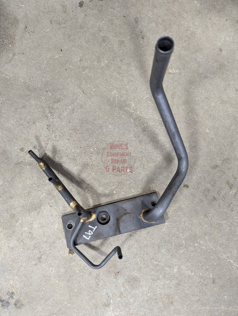 Lube/Suction Return Pipe Ih International 392643R91 Used Drive Train