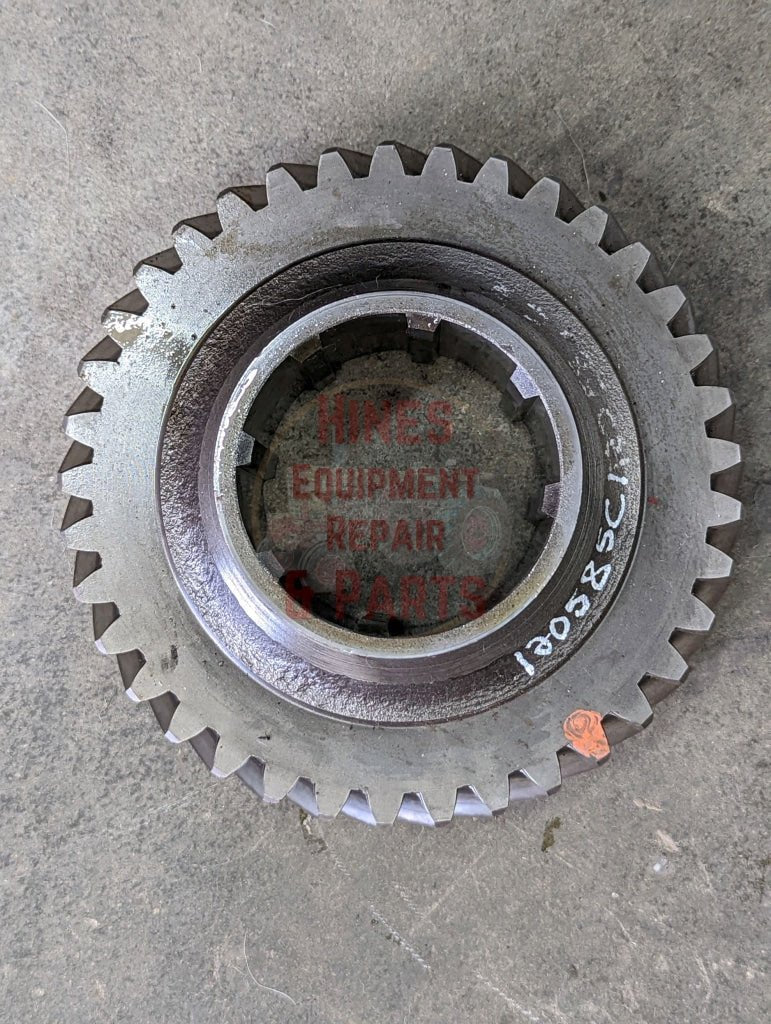 Mid Range Driven Gear Ih International 120585C1 Used Drive Train