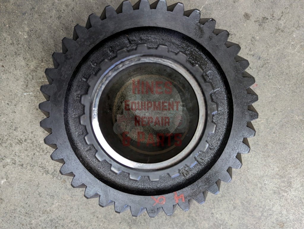 Mid Range Driving Gear Ih International 120876C1 Used Drive Train