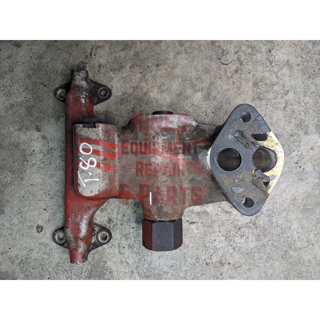 Oil Filter Base Ih International 3136384R1 Used Engine