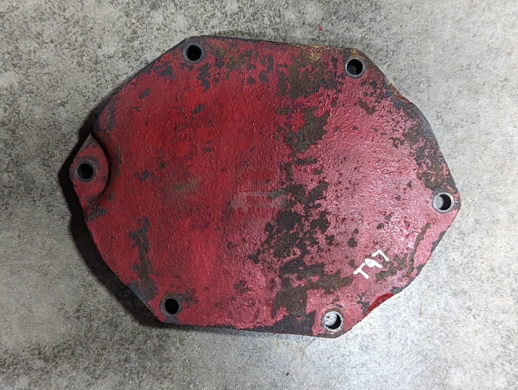 Oil Strainer Cover Ih International 388083R1 Used T97 Frame