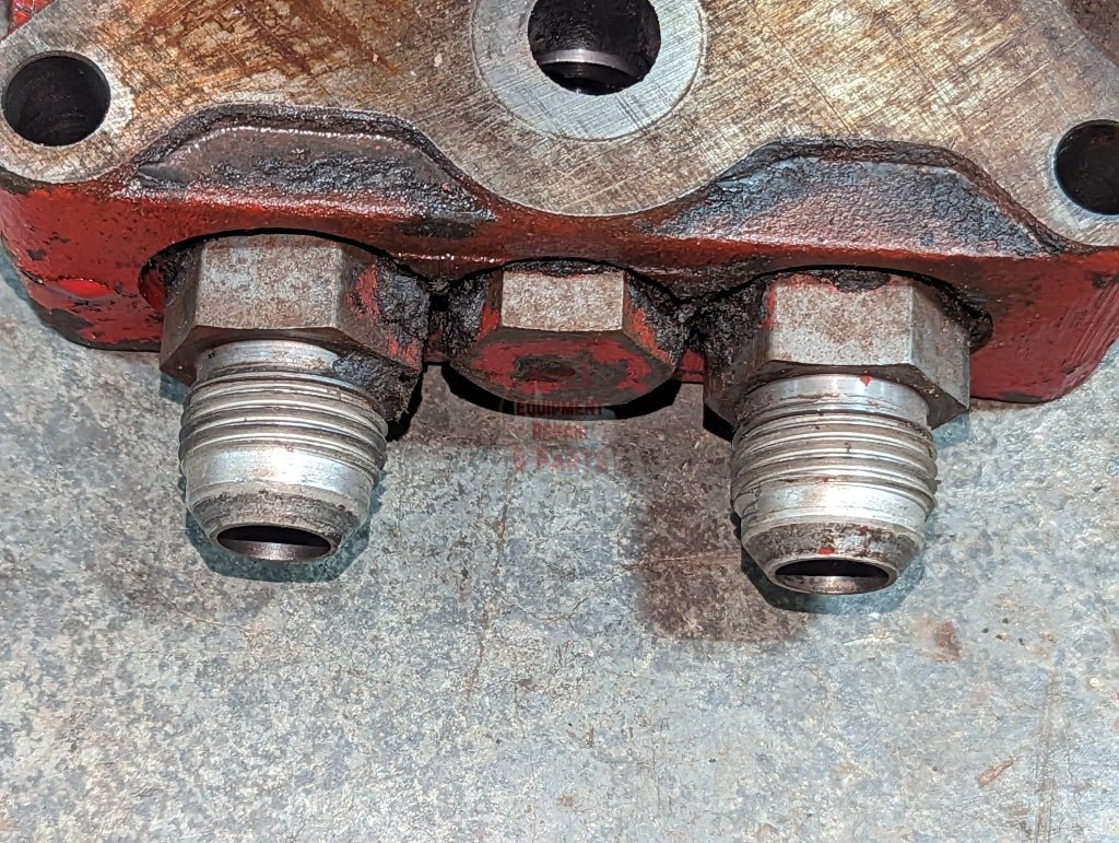 Open Center Hydraulic Auxiliary Valve Ih International 62464C94 Used Hydraulics