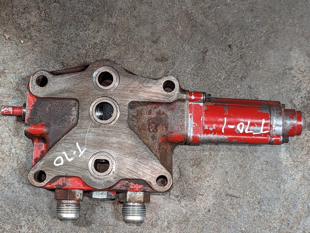 Open Center Hydraulic Auxiliary Valve IH International 62464C94 USED - Hines Equipment Repair & Parts