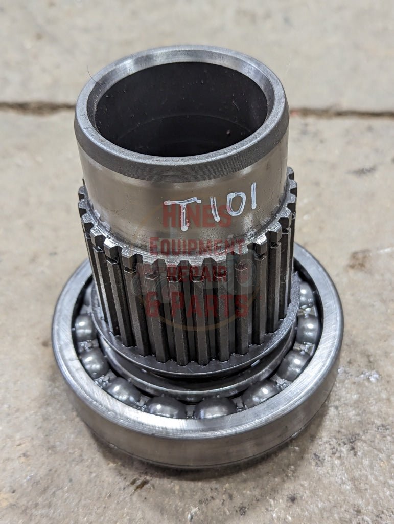 Output Driven Gear Hub IH International 67220C1 USED - Hines Equipment Repair & Parts
