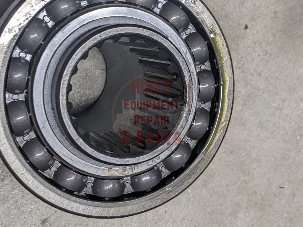 Output Driven Gear Hub IH International 67220C1 USED - Hines Equipment Repair & Parts