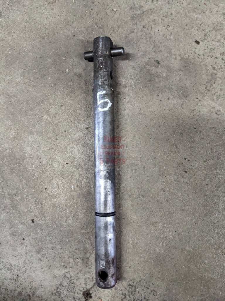Park Lock Actuating Shaft IH International 384096R11 USED - Hines Equipment Repair & Parts