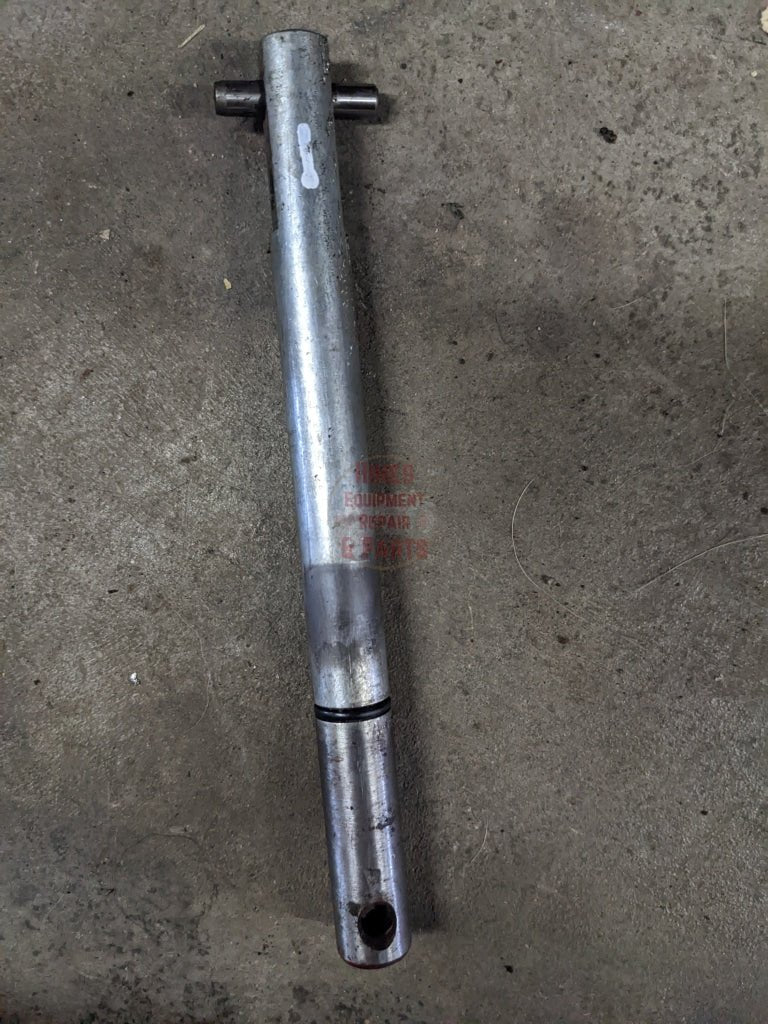 Park Lock Actuating Shaft IH International 384096R11 USED - Hines Equipment Repair & Parts