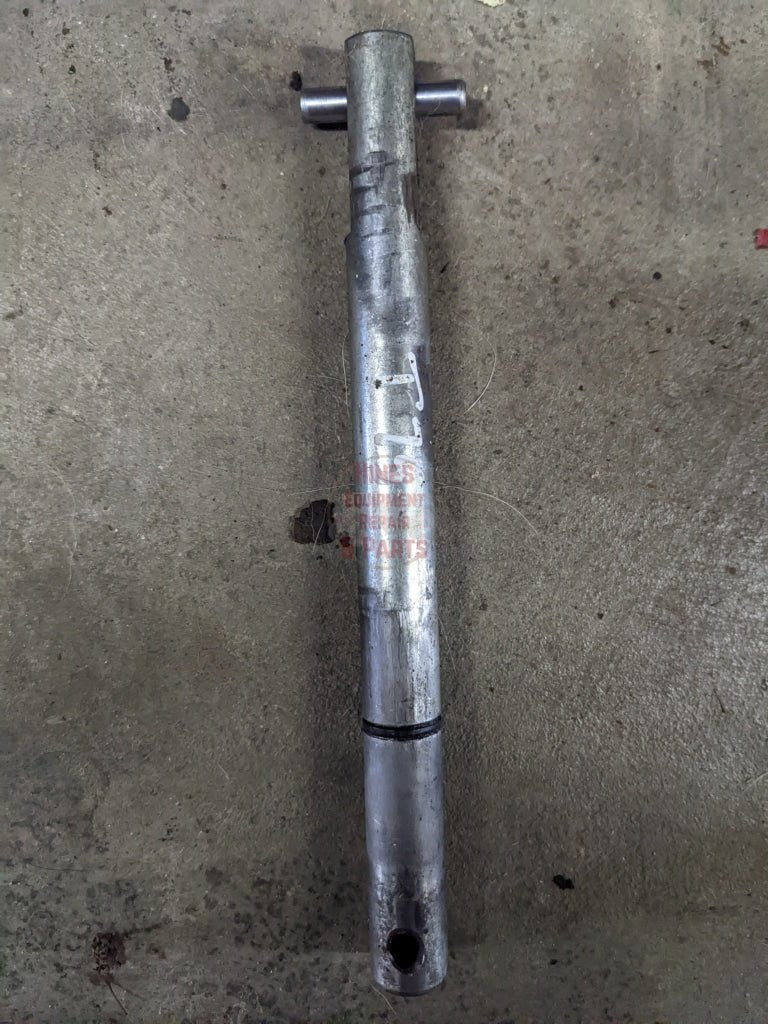 Park Lock Actuating Shaft IH International 71921C91 USED - Hines Equipment Repair & Parts