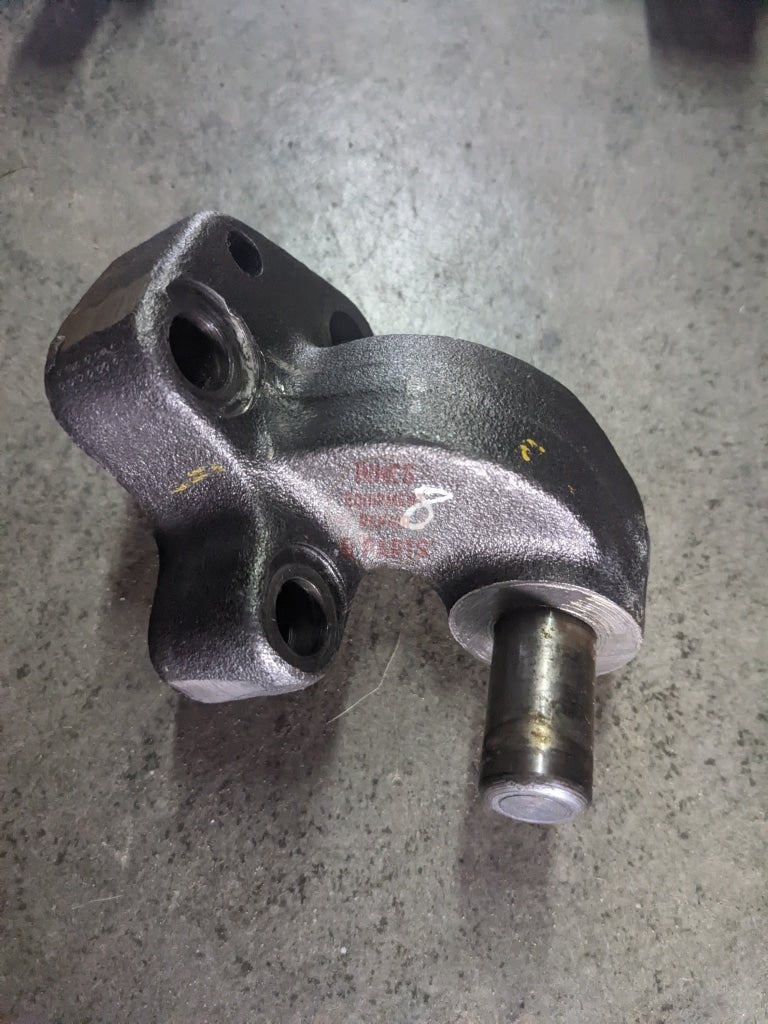 Park Lock Lever Bracket IH International 384055R11 USED - Hines Equipment Repair & Parts