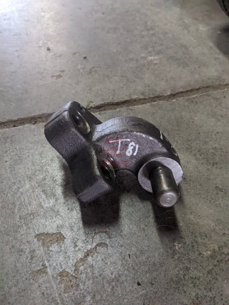 Park Lock Lever Bracket IH International 384055R11 USED - Hines Equipment Repair & Parts