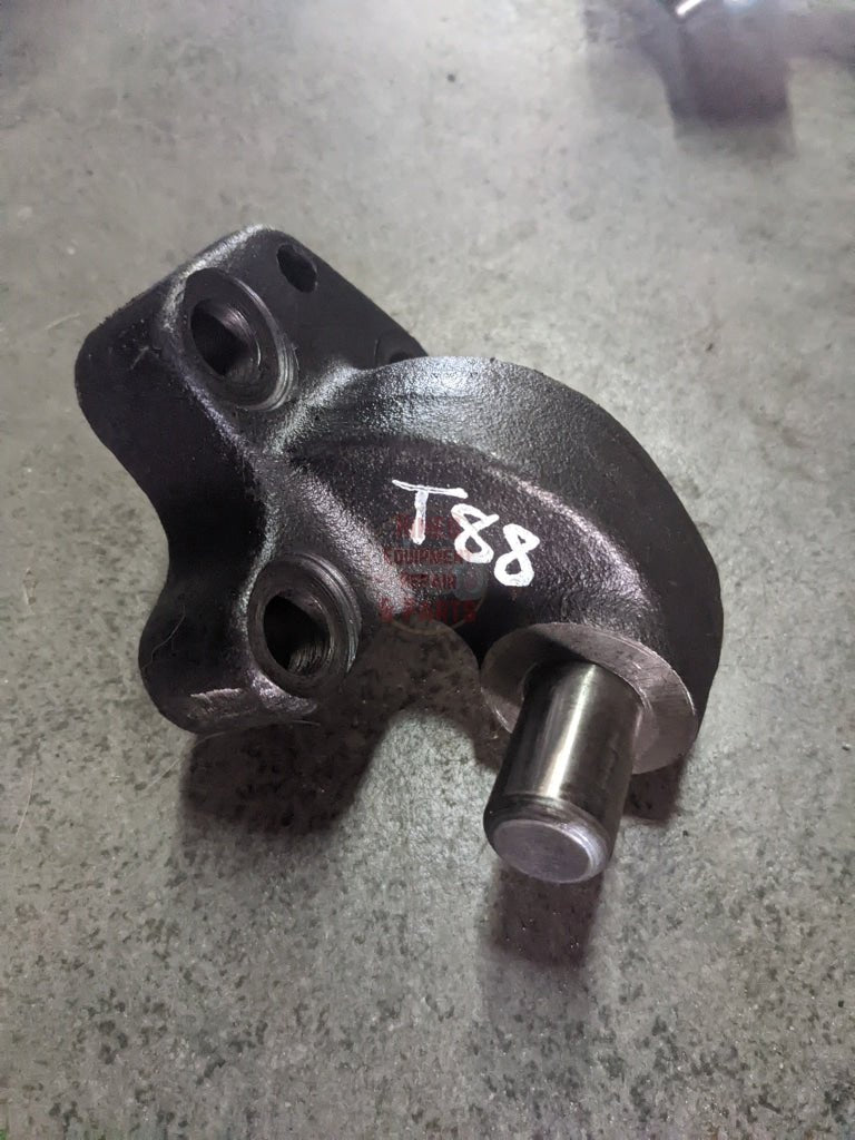 Park Lock Lever Bracket IH International 384055R11 USED - Hines Equipment Repair & Parts