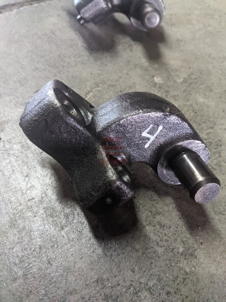 Park Lock Lever Bracket IH International 384055R11 USED - Hines Equipment Repair & Parts