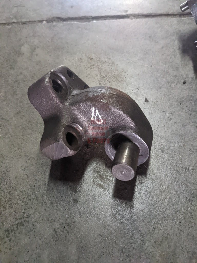 Park Lock Lever Bracket IH International 384055R11 USED - Hines Equipment Repair & Parts