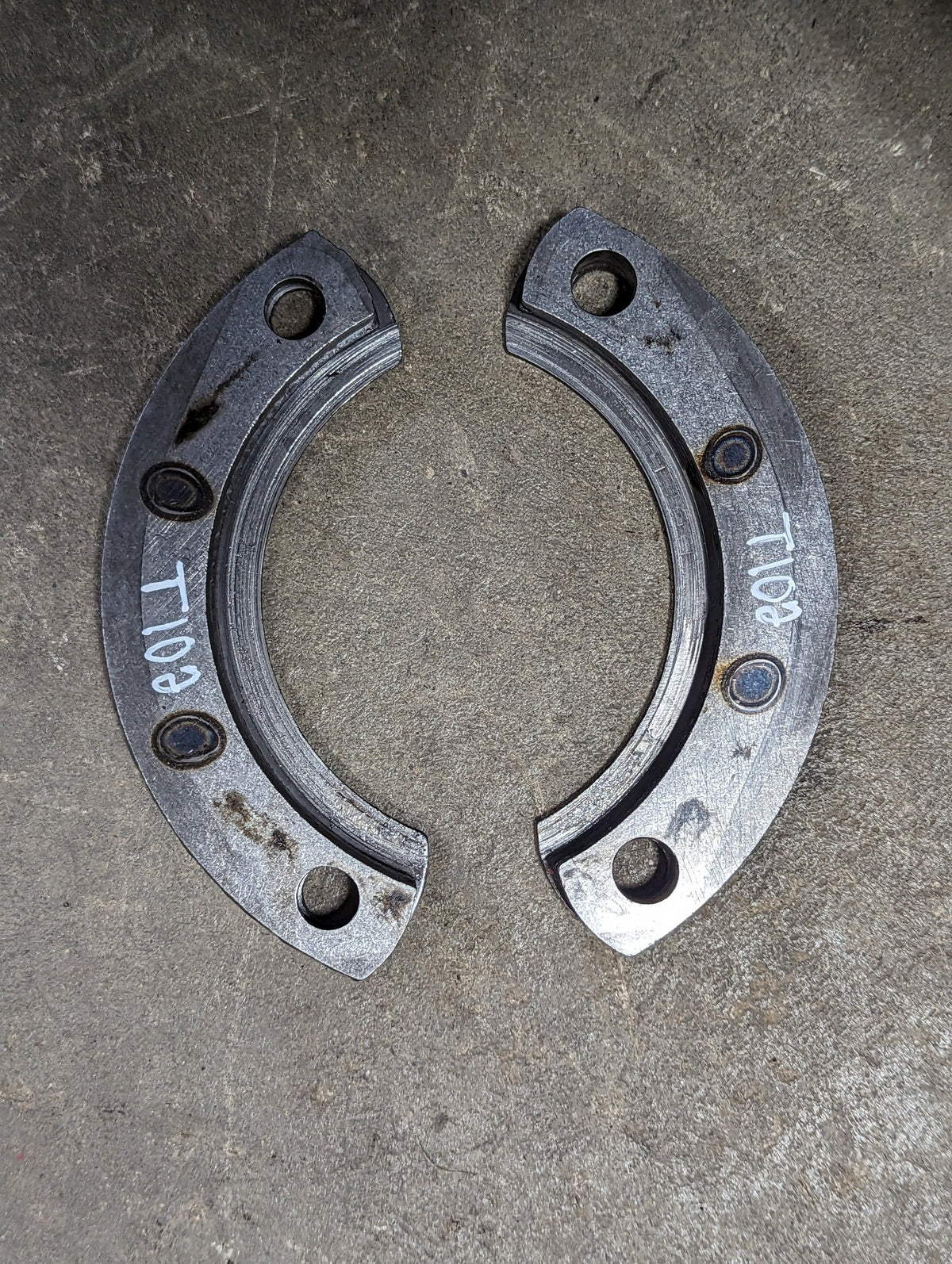 Pinion Shaft Bearing Retainer IH International 396322R1 USED - Hines Equipment Repair & Parts