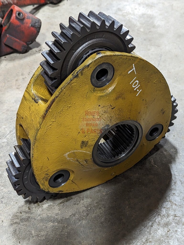 Planet Gear Carrier Assembly IH International 67216C1 70284C91 USED - Hines Equipment Repair & Parts