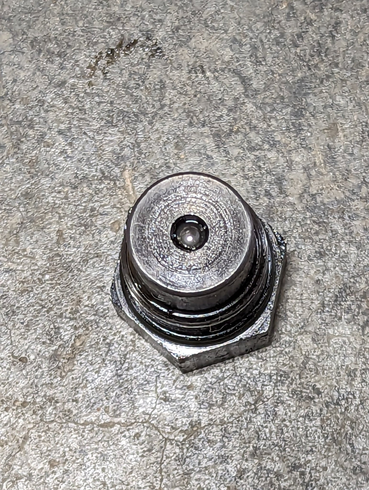 Poppet Relief Valve IH International 60517C92 USED - Hines Equipment Repair & Parts