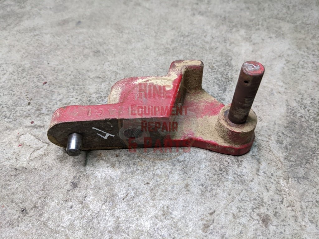 PTO Control Linkage Bracket IH International 104423C1 104424C1 USED - Hines Equipment Repair & Parts