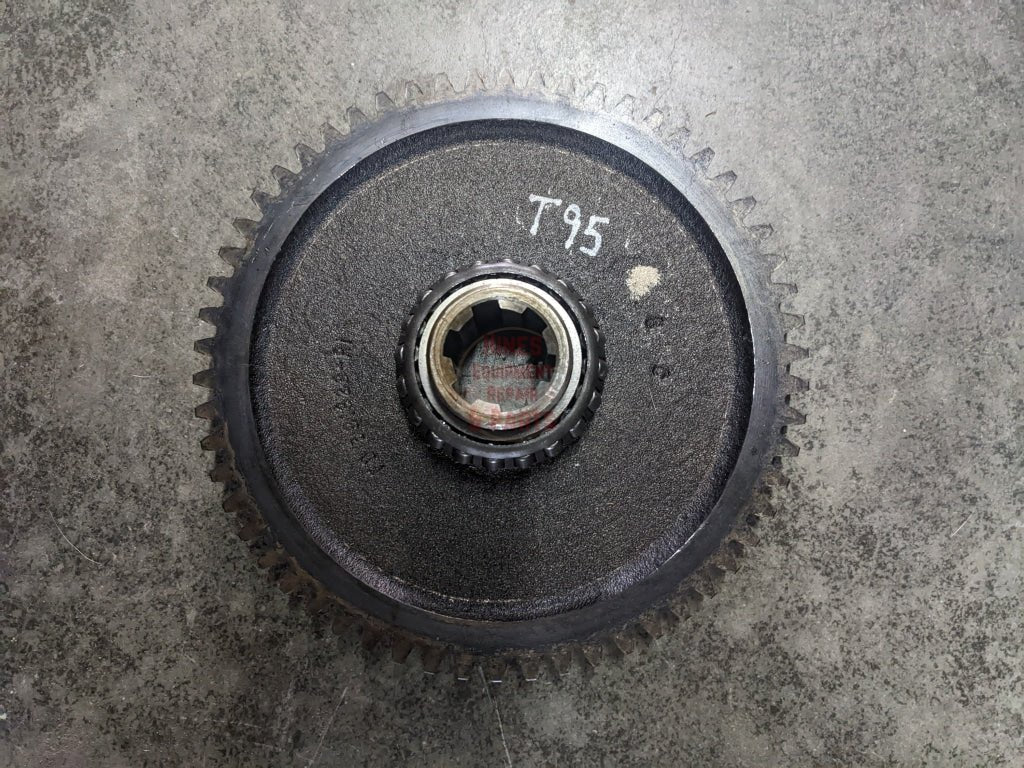 PTO Driven Gear IH International 391828R1 USED - Hines Equipment Repair & Parts