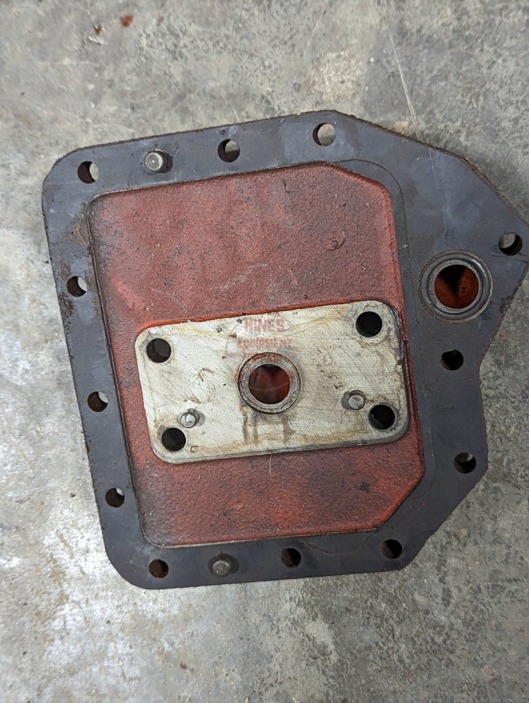 Pump Mounting Flange IH International 387348R1 USED - Hines Equipment Repair & Parts