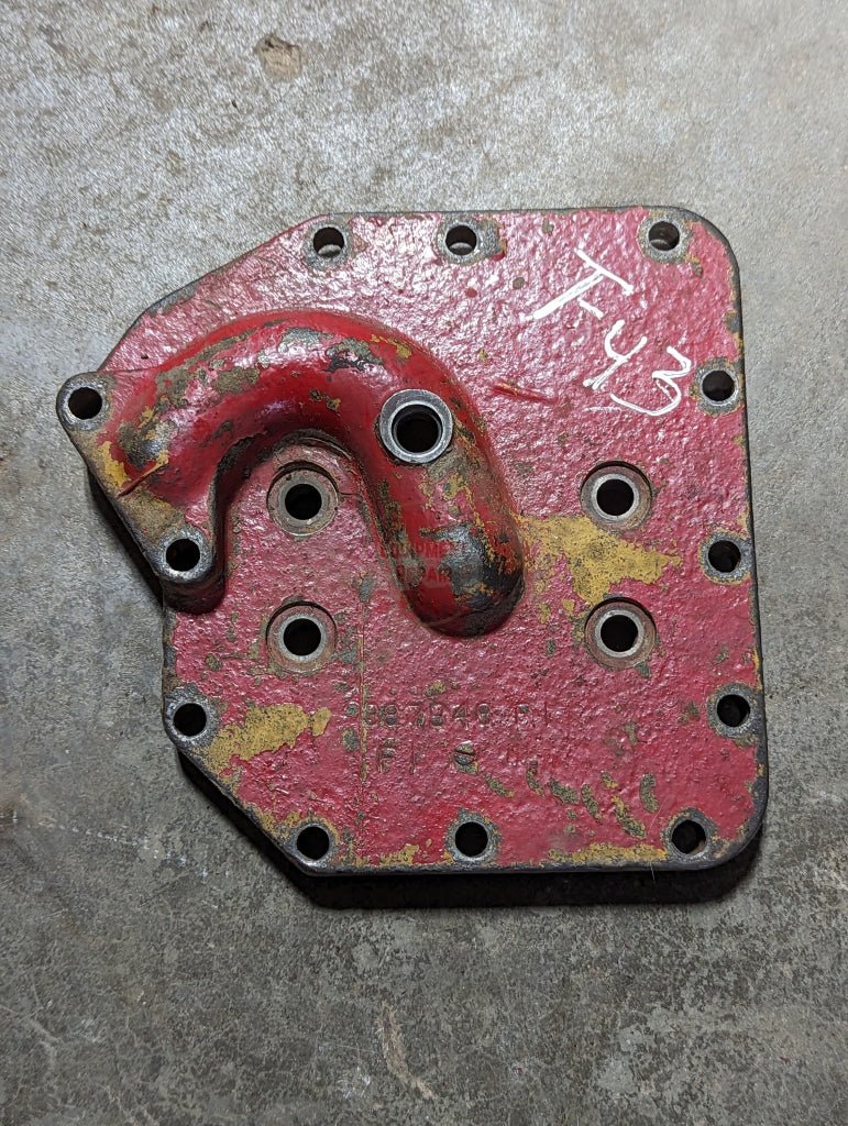 Pump Mounting Flange IH International 387348R1 USED - Hines Equipment Repair & Parts