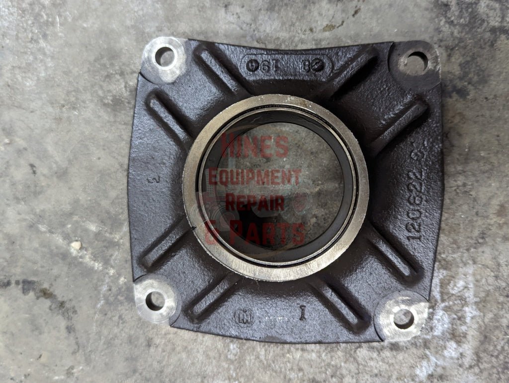 Range Countershaft Bearing Cage IH International 120822C1 USED - Hines Equipment Repair & Parts