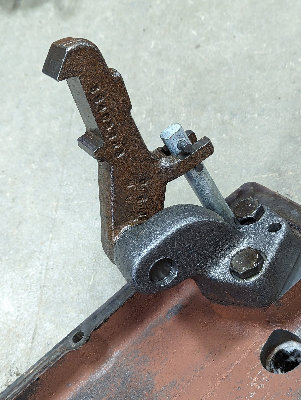 Range Cover & Shifting Assembly IH International 398298R41 USED - Hines Equipment Repair & Parts