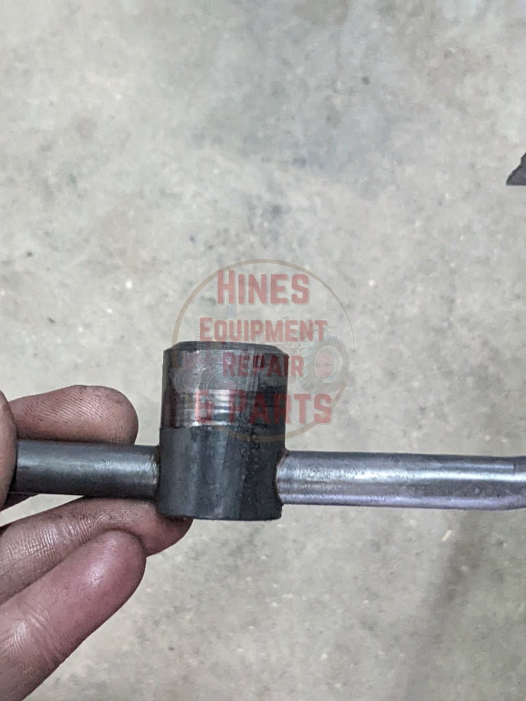 Range Pressure Lube Tube IH International 380162R91 USED - Hines Equipment Repair & Parts