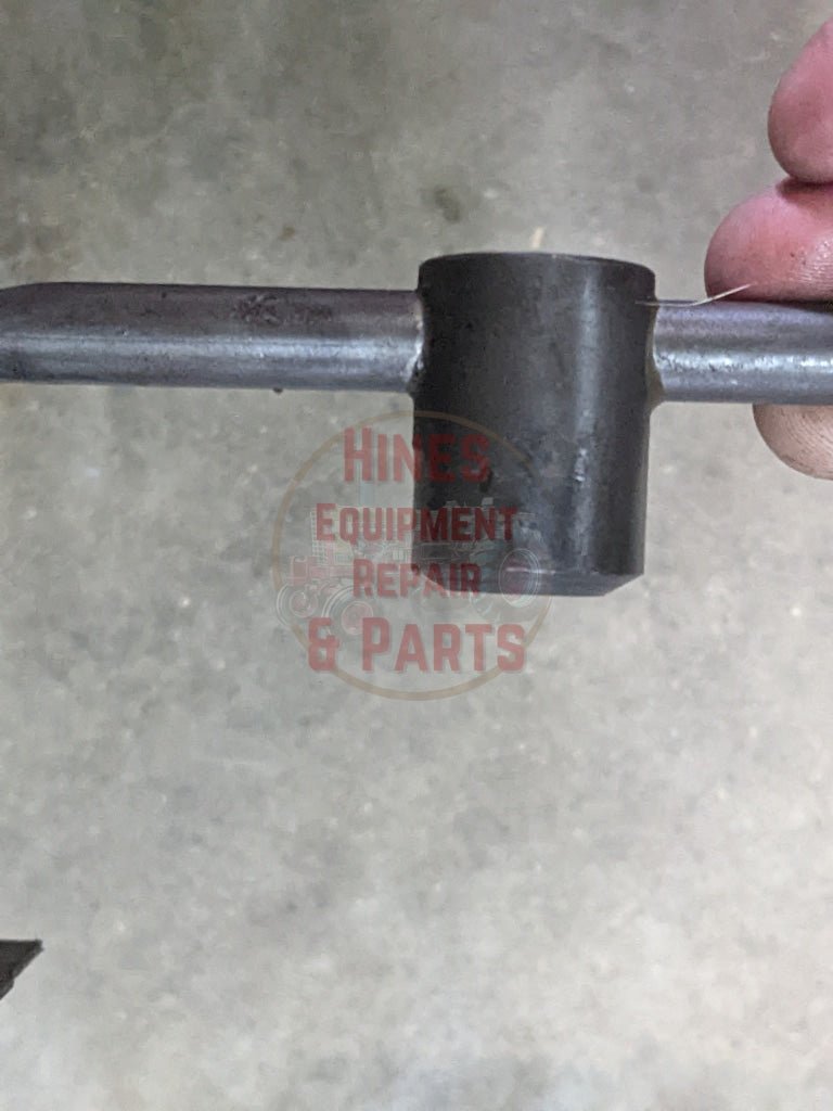 Range Pressure Lube Tube IH International 380162R91 USED - Hines Equipment Repair & Parts