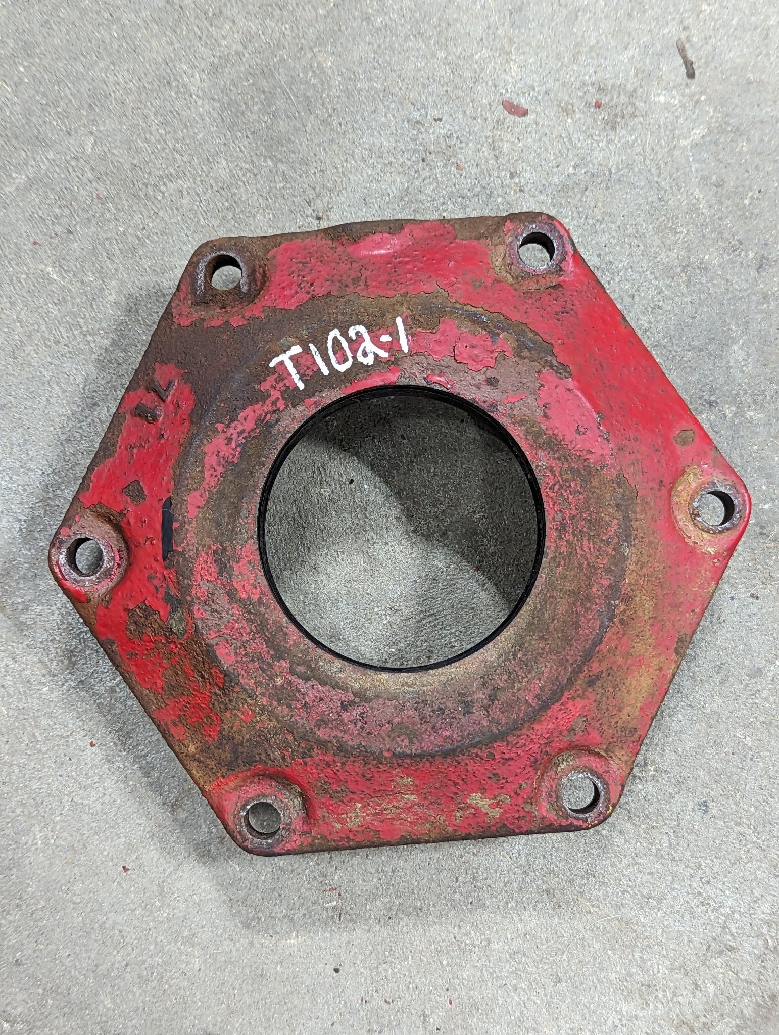 Rear Axle Cap IH International 536471R1 USED - Hines Equipment Repair & Parts