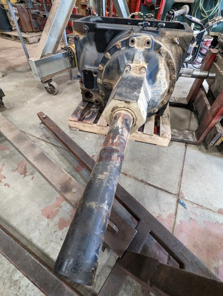 Rear End Axle Housing IH International 1257921C91 USED - Hines Equipment Repair & Parts