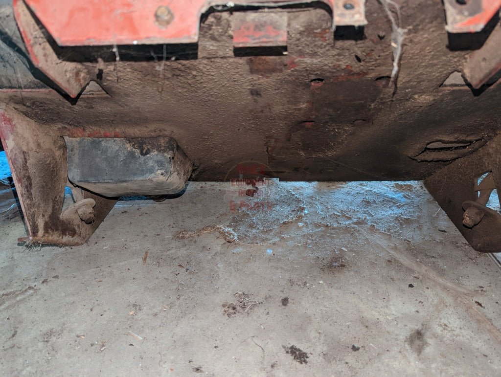 Rear Fuel Tank IH International 72907C92 103938C3 USED - Hines Equipment Repair & Parts