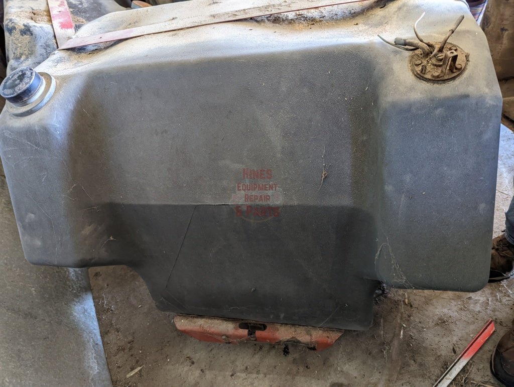 Rear Fuel Tank IH International 72907C92 103938C3 USED - Hines Equipment Repair & Parts