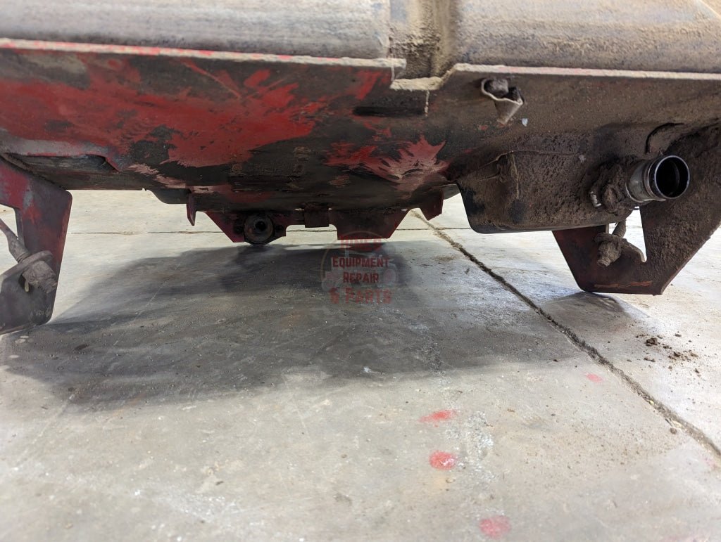 Rear Fuel Tank IH International 72907C92 103938C3 USED - Hines Equipment Repair & Parts