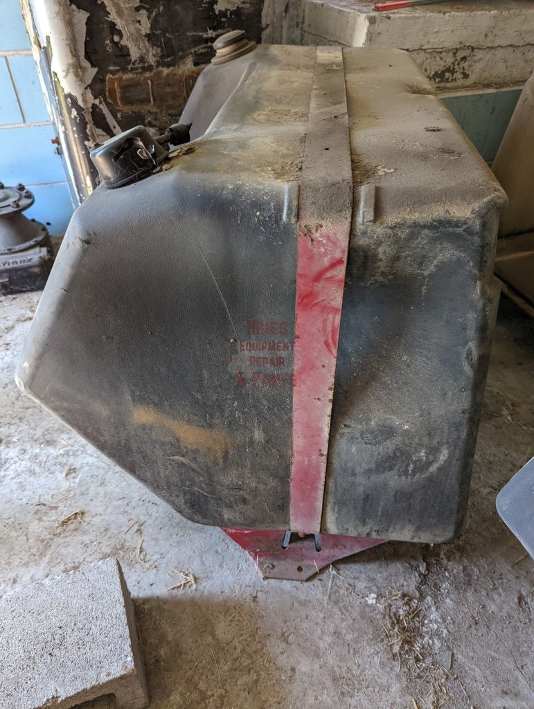 Rear Fuel Tank IH International 72907C92 103938C3 USED - Hines Equipment Repair & Parts