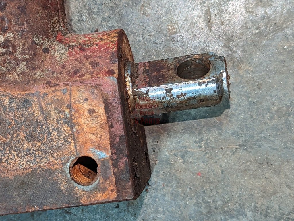 Remote Auxiliary Valve International 390827R1 390826R92 USED - Hines Equipment Repair & Parts