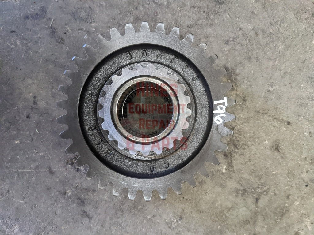 Reverse Drive Gear IH International 393525R1 USED - Hines Equipment Repair & Parts