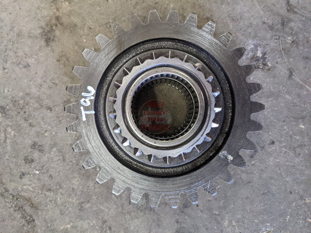 Reverse Idler Gear IH International 393523R1 USED - Hines Equipment Repair & Parts