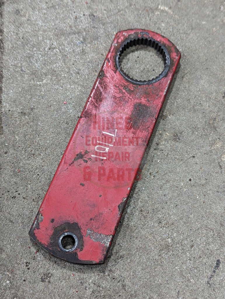 Reverse Shift Arm IH International 104127C1 USED - Hines Equipment Repair & Parts