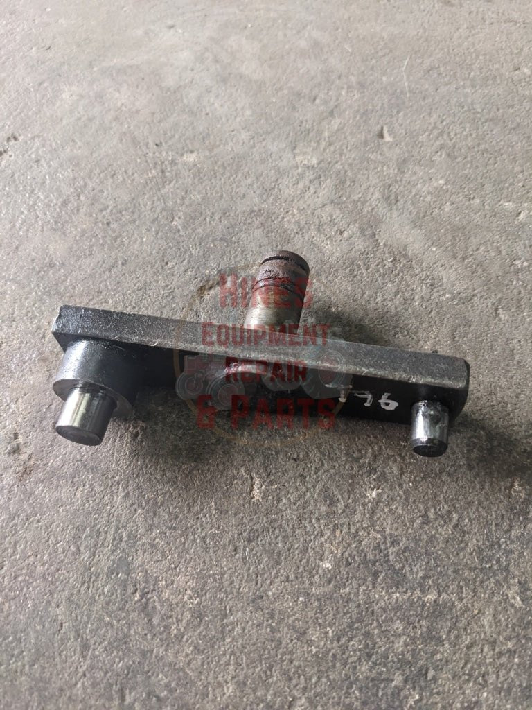 Reverse Shift Pivot Arm IH International 380312R13 USED - Hines Equipment Repair & Parts