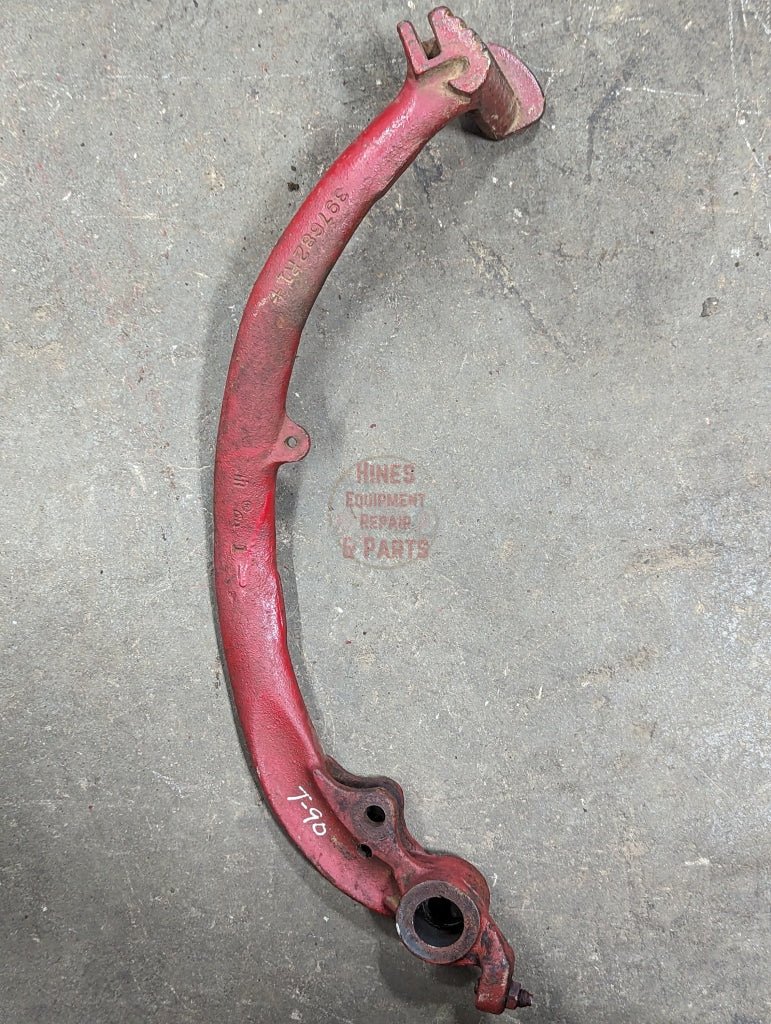 Right Brake Pedal IH International 397682R1 USED - Hines Equipment Repair & Parts