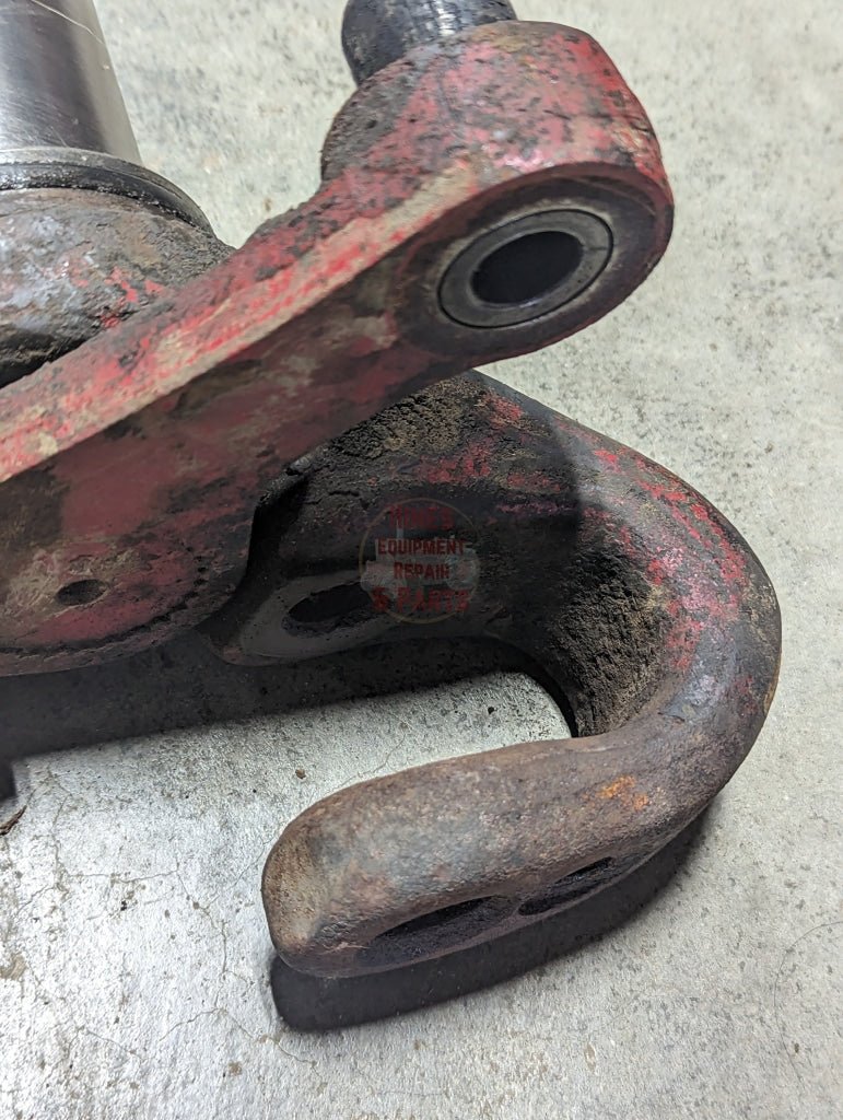 Right Crank Arm Assembly IH International 389644R11 381923R11 USED - Hines Equipment Repair & Parts