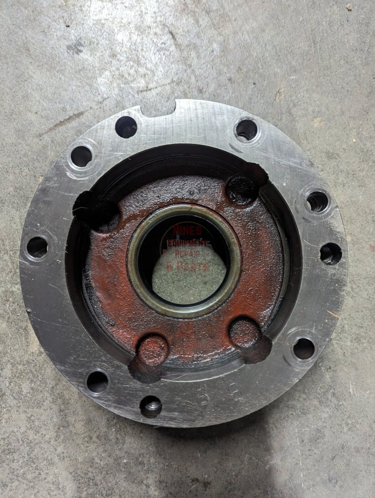 Right Differential Bearing Retainer IH International 380199R2 USED - Hines Equipment Repair & Parts