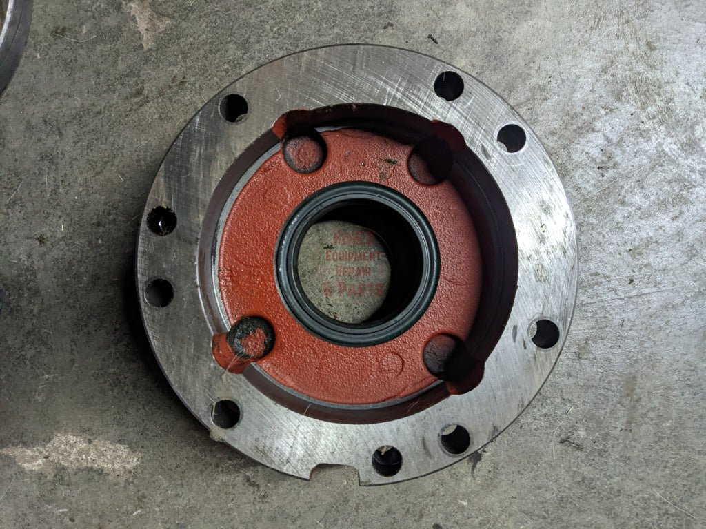 Right Differential Bearing Retainer IH International 380199R2 USED - Hines Equipment Repair & Parts