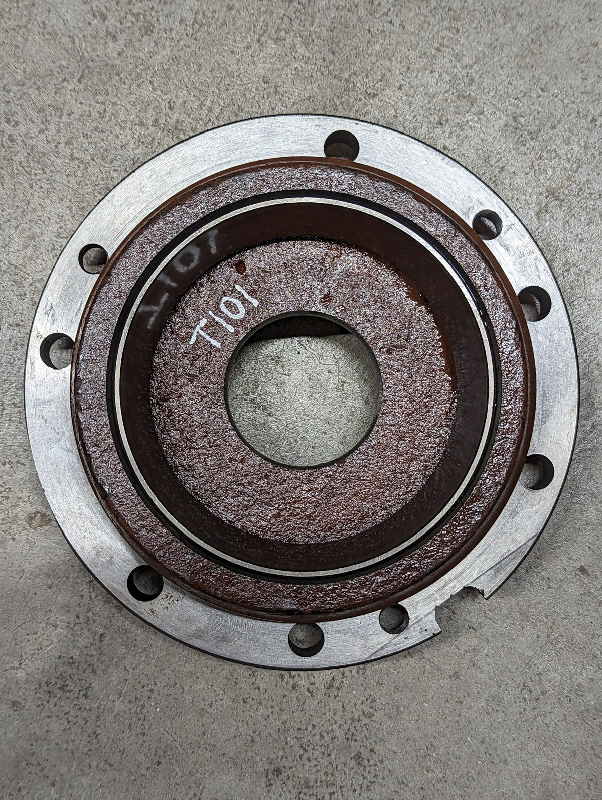 Right Differential Bearing Retainer IH International 67396C1 USED - Hines Equipment Repair & Parts